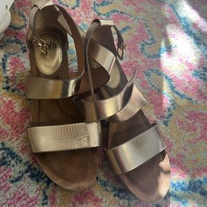 Softt brand wedge strap sandals
